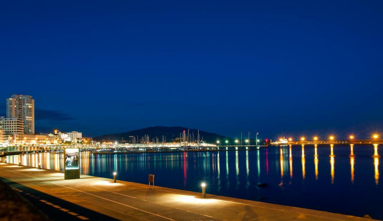 Magnolia - Casa Com Dois Quartos Junto Ao Mar - Renovada Em 2023 Mosteiros  Exterior foto